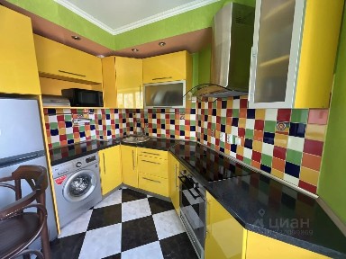 Продается 2-комн. квартира, 80 м²