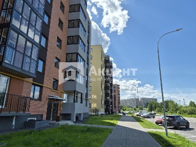 Продается 2-комн. квартира, 60 м²