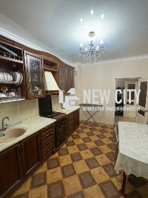 Продается 2-комн. квартира, 58 м²