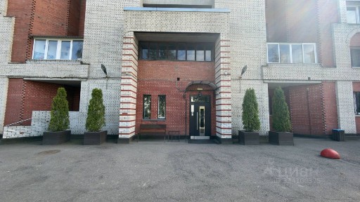 Продается 3-комн. квартира, 104,7 м²