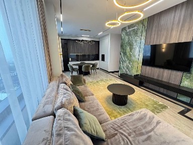 Сдается 4-комн. квартира, 109 м²