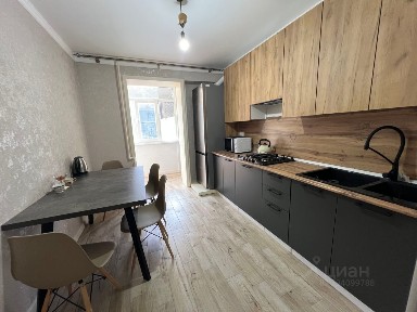 Сдается 4-комн. квартира, 90 м²