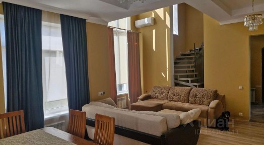 Продается 2-этажный дом, 159 м²