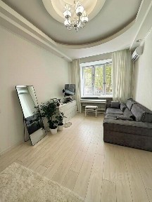 Продается 1-комн. квартира, 42 м²