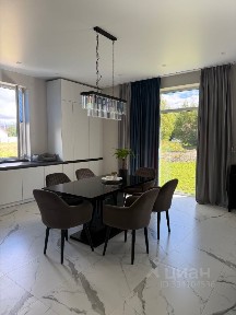 Продается 1-этажный дом, 200 м²