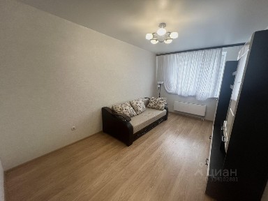 Продается 1-комн. квартира, 37,3 м²