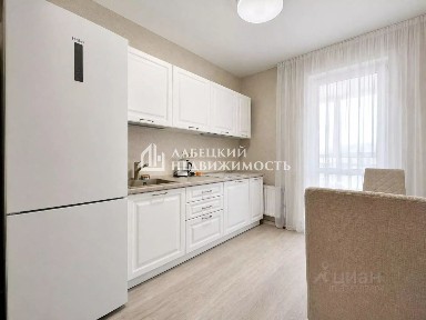 Татарстан респ., Казань, р-н Кировский, мкр. Ягодная слобода, Комсомольская ул., 2