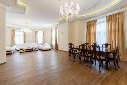 Сдается 4-комн. квартира, 293 м²