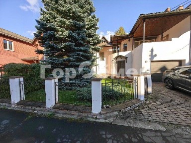 Продается 2-этажный таунхаус, 215 м²