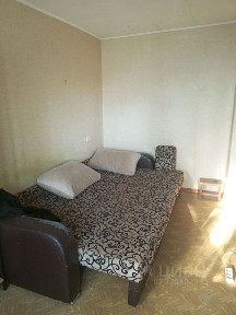 Алтайский край, Барнаул, р-н Ленинский, мкр. Дальние Черемушки, ул. Малахова, 48/227