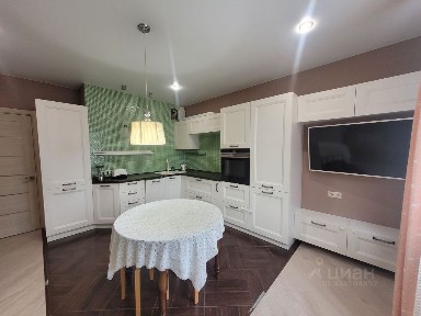 Продается 2-комн. квартира, 76 м²