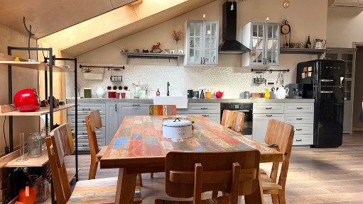 Сдаются 3-комн. апартаменты, 122 м²