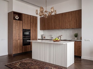 Сдается 5-комн. квартира, 180 м²