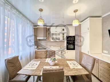 Сдается 3-комн. квартира, 90 м²