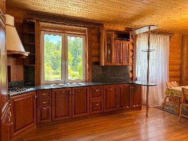 Продается 2-этажный дом, 144 м²