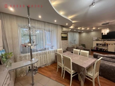 Продается 2-комн. квартира, 75,8 м²