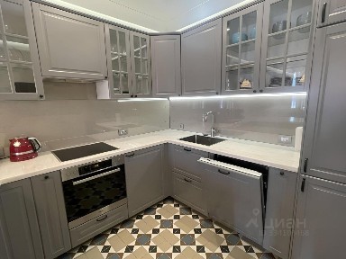 Сдается 4-комн. квартира, 153,4 м²