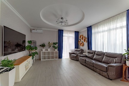 Сдается 2-этажный коттедж, 190 м²