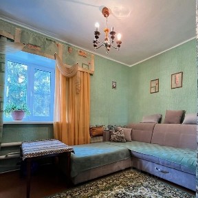 Продается 1/2 часть 1-этажного дома, 80 м²