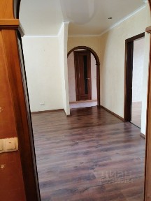Продается 4-комн. квартира, 82 м²