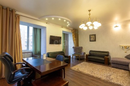 Продается 2-комн. квартира, 75,8 м²