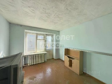 Продается 4-комн. квартира, 61 м²