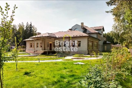 Продается 5-этажный дом, 1 900 м²
