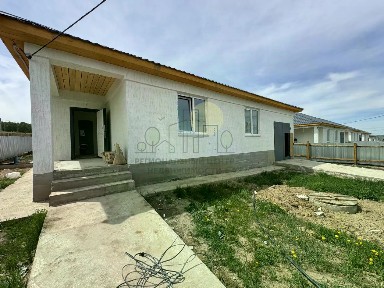 Продается 1-этажный дом, 108 м²