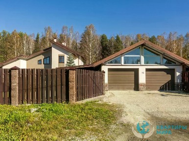 Продается 3-этажный дом, 396 м²