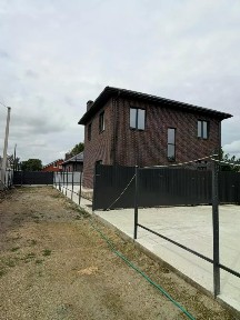 Продается 2-этажный дом, 130 м²