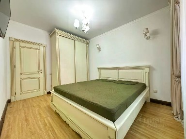 Продается 2-комн. квартира, 65 м²