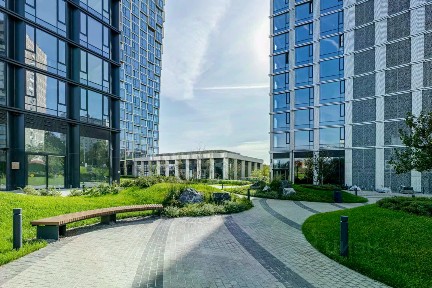 Продается 4-комн. квартира, 100 м²