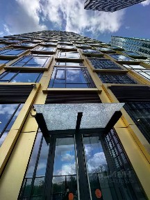 Продается 4-комн. квартира, 102 м²