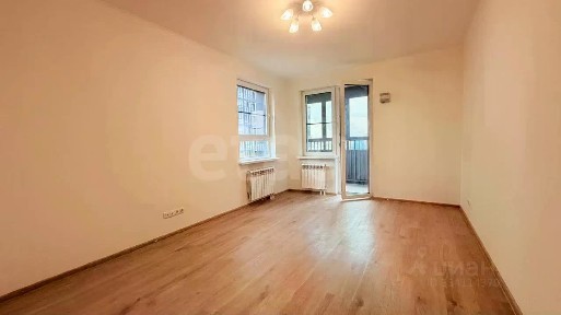Продается 2-комн. квартира, 55,8 м²