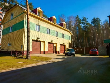 Продается здание, 3 650 м²
