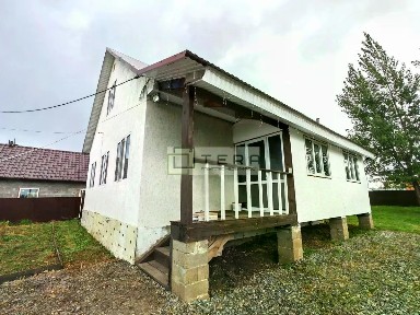 Продается 2-этажный дом, 140 м²