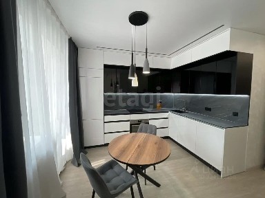 Продается 2-комн. квартира, 42,1 м²