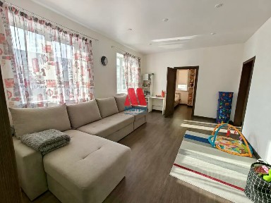 Сдается 2-этажный дом, 65 м²