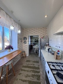 Продается 3-этажный коттедж, 182,9 м²
