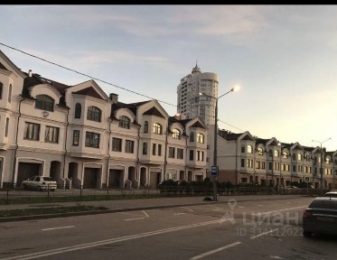 Московская область, Красногорск, мкр. Павшинская пойма, бул. Павшинский, 19