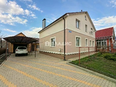 Белгородская область, Белгородский муниципальный округ, Таврово село, Таврово-1 микрорайон, ул. Рабочая, 30