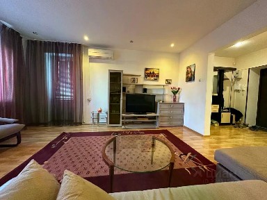 Сдается 2-комн. квартира, 60 м²