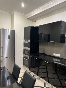 Сдается 2-комн. квартира, 72 м²