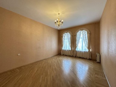 Продается 2-комн. квартира, 76 м²