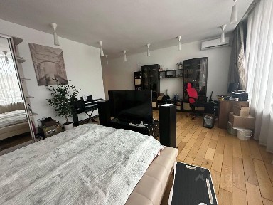 Продается 3-этажный дом, 950,7 м²