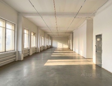 Сдается помещение свободного назначения, 1 600 м²