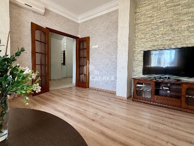 Продается 3-комн. квартира, 102,5 м²