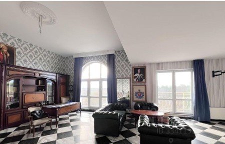 Продается 3-комн. квартира, 121 м²