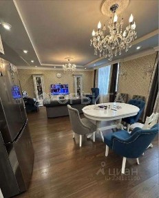 Продается 4-комн. квартира, 140,3 м²