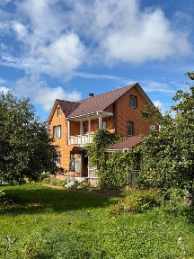Продается 3-этажный дом, 225 м²